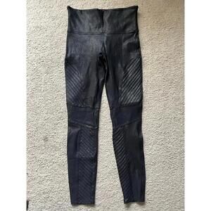 Leather leggings